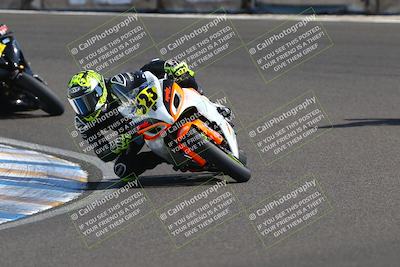 media/Oct-12-2025-CRA (Sun) [[e621380112]]/Races/Race 9/